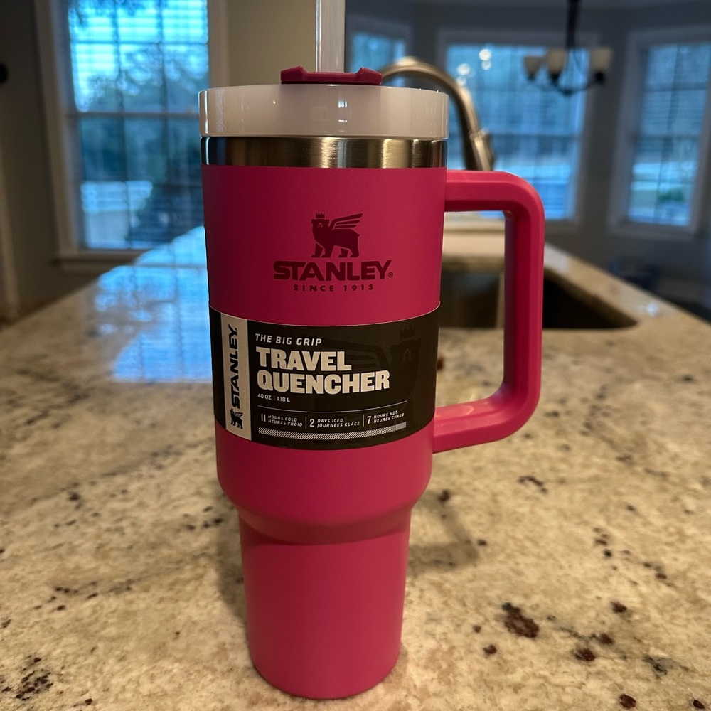 🌺 NEW Azalea Stanley 40 oz Adventure Quencher Tumbler 🌺